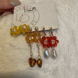 Chunky Beaded Flower Earrings